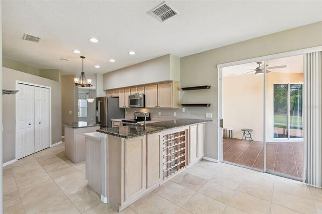 237 STRATHMORE CIRCLE, Kissimmee, FL 34744