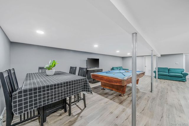 32 McCue Avenue, Wyandanch, NY 11798