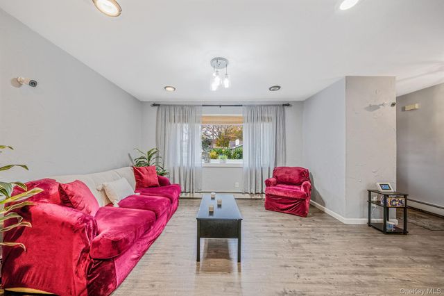 32 McCue Avenue, Wyandanch, NY 11798