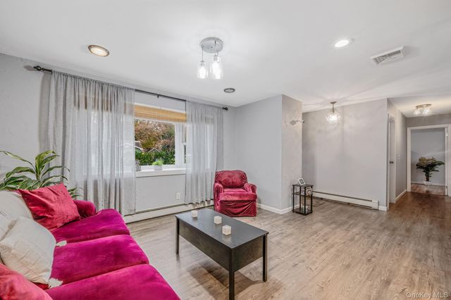 32 McCue Avenue, Wyandanch, NY 11798