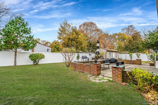 32 McCue Avenue, Wyandanch, NY 11798