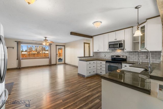 92 E Rosebud Avenue, Belgrade, MT 59714