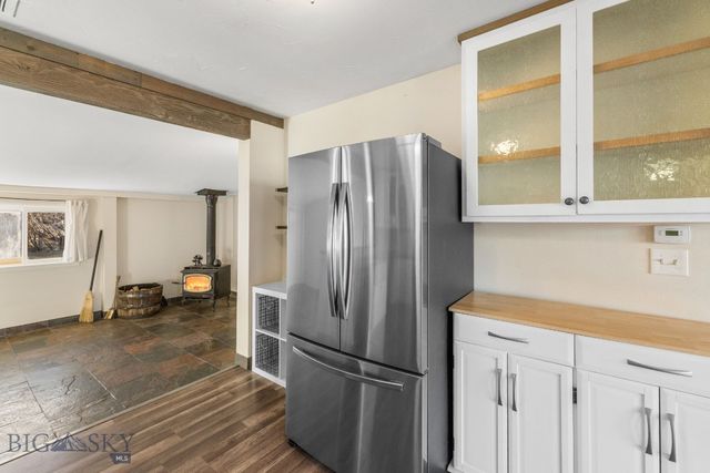 92 E Rosebud Avenue, Belgrade, MT 59714