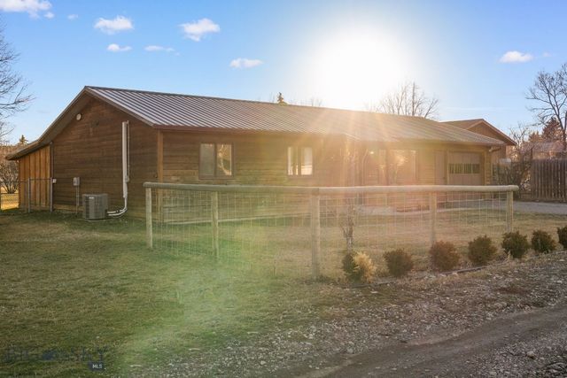 92 E Rosebud Avenue, Belgrade, MT 59714