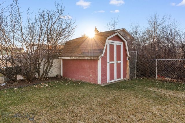 92 E Rosebud Avenue, Belgrade, MT 59714