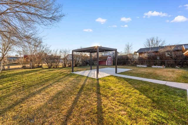 92 E Rosebud Avenue, Belgrade, MT 59714