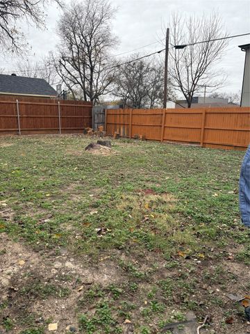 2003 Leath Street, Dallas, TX 75212