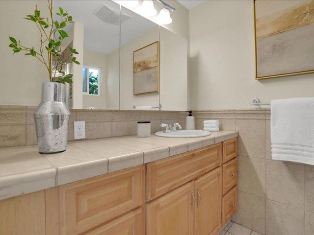 2644 Bal Harbor Lane, Hayward, CA 94545