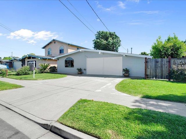 2644 Bal Harbor Lane, Hayward, CA 94545