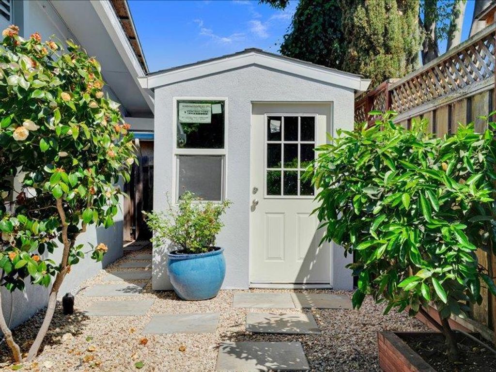 Image 30 of property listing at 2644 Bal Harbor Lane, Hayward, CA 94545