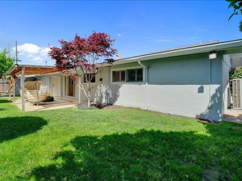 Image 31 of property listing at 2644 Bal Harbor Lane, Hayward, CA 94545
