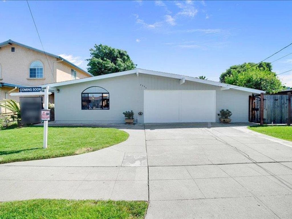 Image 34 of property listing at 2644 Bal Harbor Lane, Hayward, CA 94545