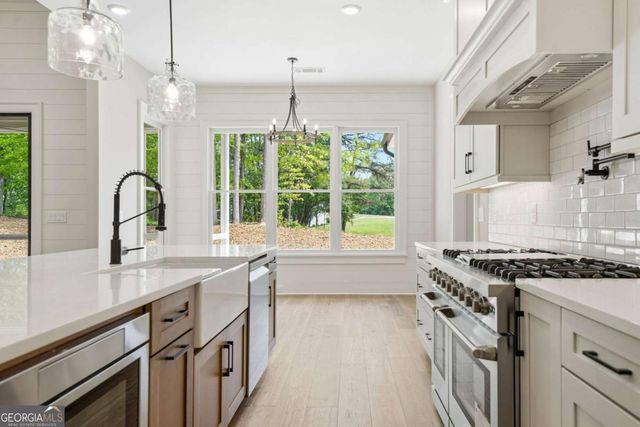 679 Jack Page Lane, Canton, GA 30115