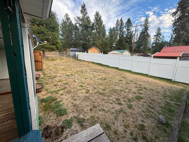 138223 Hillcrest Street, Gilchrist, OR 97737