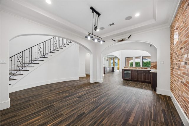 215 Malone Street, Houston, TX 77007