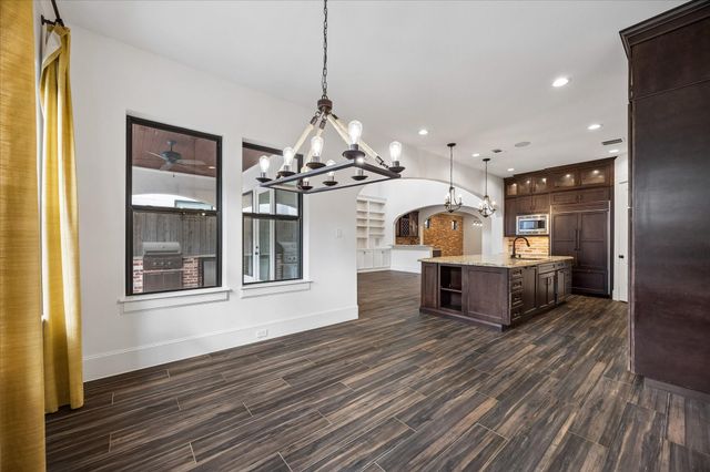 215 Malone Street, Houston, TX 77007