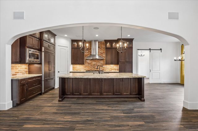 215 Malone Street, Houston, TX 77007