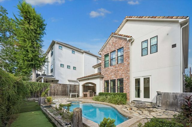 215 Malone Street, Houston, TX 77007