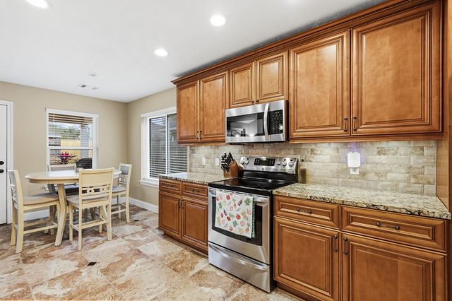 15319 Court Green Trail, Cypress, TX 77433