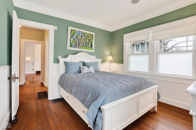 5608 N College Avenue, Indianapolis, IN 46220