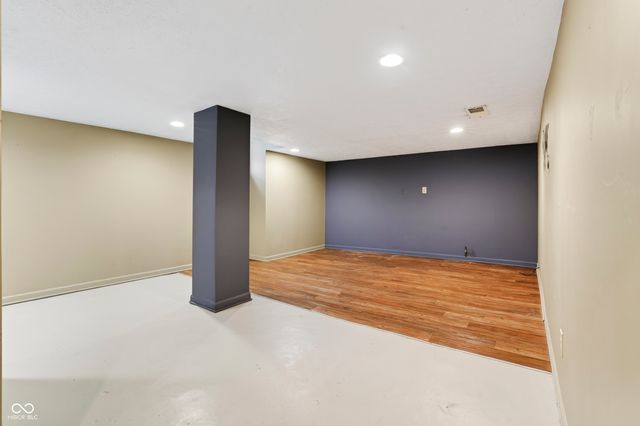 5608 N College Avenue, Indianapolis, IN 46220