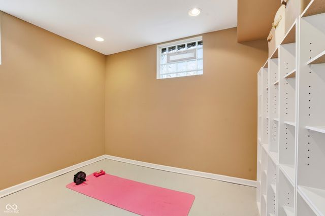 5608 N College Avenue, Indianapolis, IN 46220