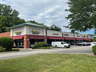 317-351 E Dundee Road, Palatine, IL 60074