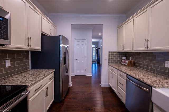 1406 Suzanne Lane, Lexington, NC 27295