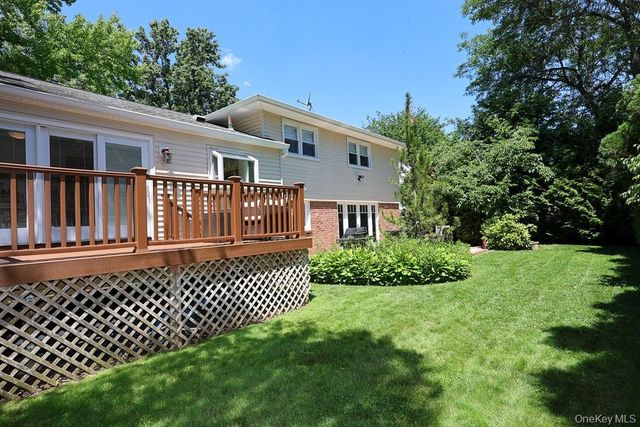 238 Birch Drive, Roslyn, NY 11576