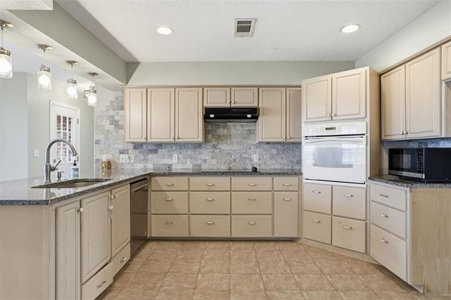 16485 Highway 54, Snyder, OK 73566