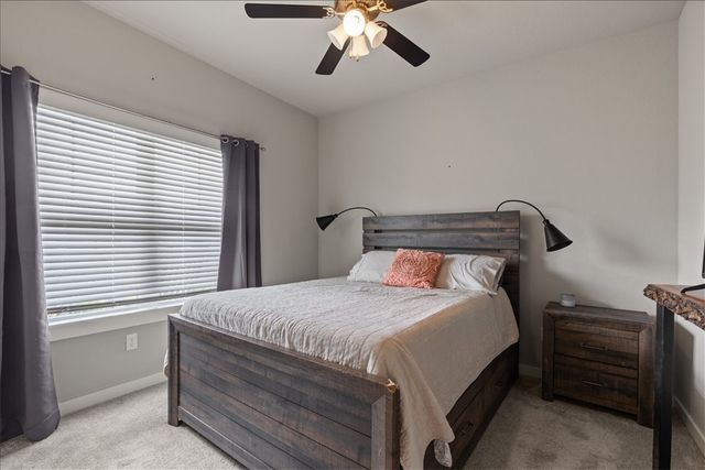 284 Miles Avenue, Gentry, AR 72734