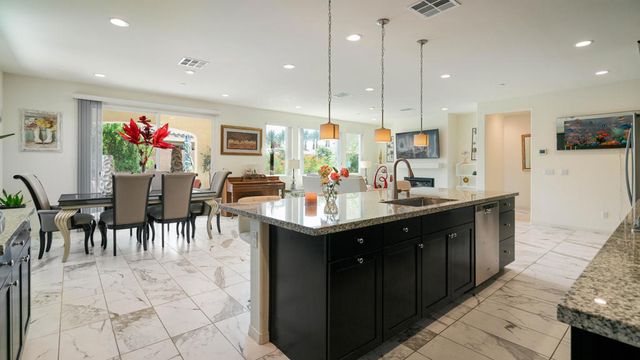 51938 Via Tolosa, La Quinta, CA 92253