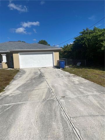 3012 69th ST W, Lehigh Acres, FL 33971