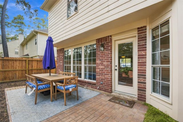 309 E Golden Arrow Circle, The Woodlands, TX 77381