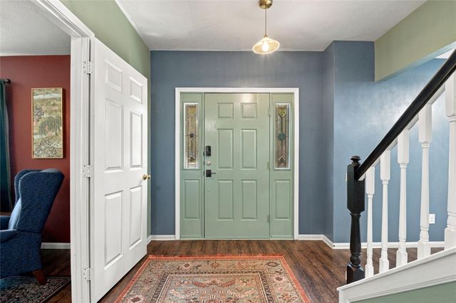 309 E Golden Arrow Circle, The Woodlands, TX 77381