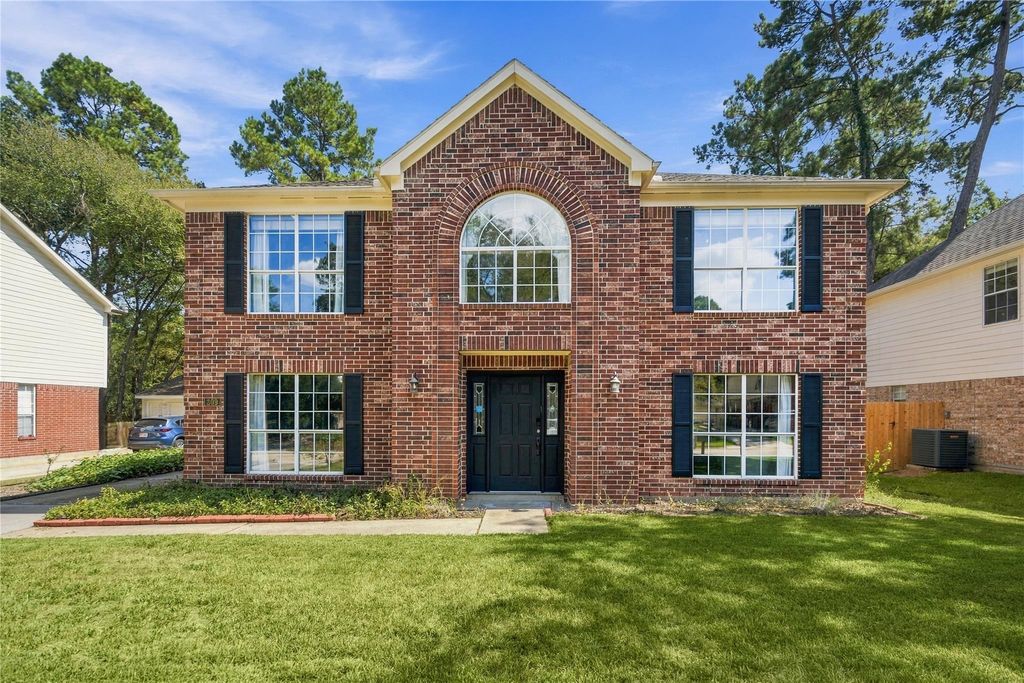 309 E Golden Arrow Circle, The Woodlands, TX 77381