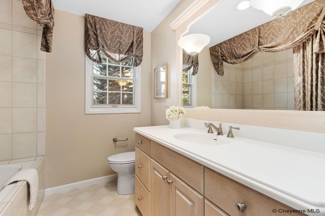 1763 MILTON DR, Cheyenne, WY 82001