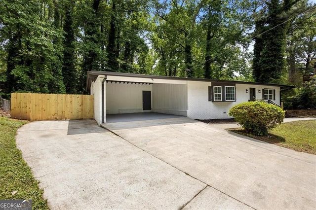 4720 Shoshonee Trail, College Park, GA 30349