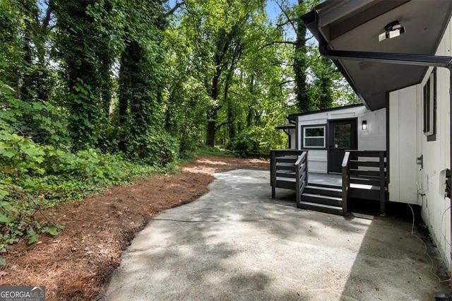 4720 Shoshonee Trail, College Park, GA 30349
