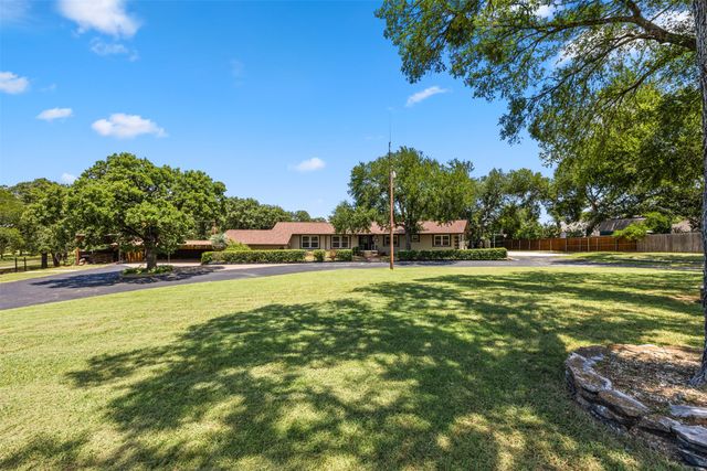 3315 Curry Road, Arlington, TX 76001