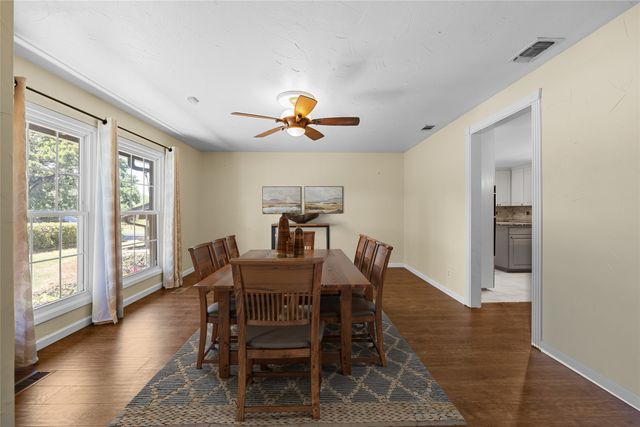 3315 Curry Road, Arlington, TX 76001