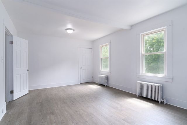 1194 Thorndike St, Palmer, MA 01069