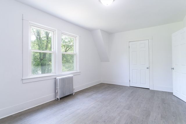 1194 Thorndike St, Palmer, MA 01069