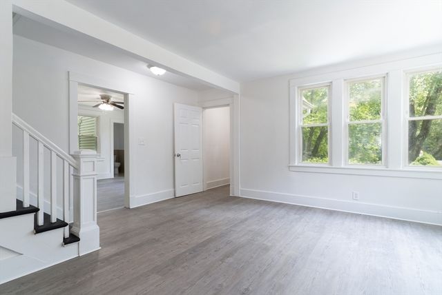 1194 Thorndike St, Palmer, MA 01069