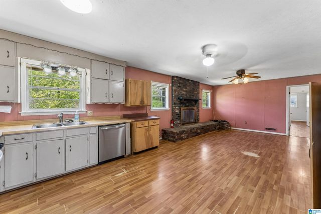 81 Clarks Dr CLARK DRIVE, Ragland, AL 35131