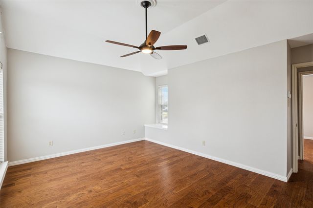 356 Arbor Court, Euless, TX 76039