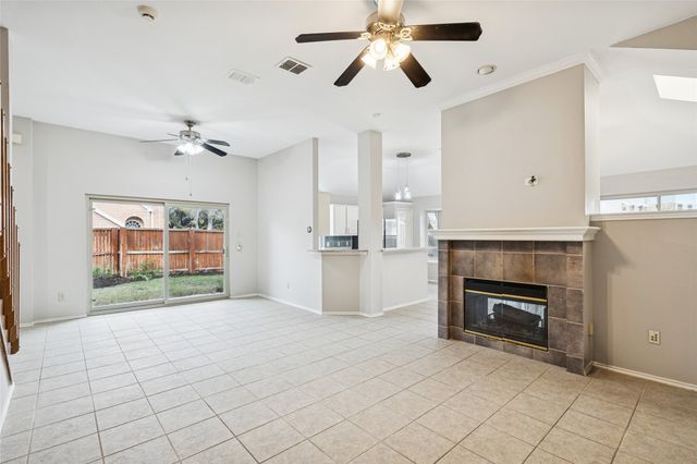 356 Arbor Court, Euless, TX 76039