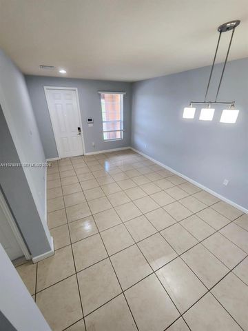 17005 SW 96th St main, Miami, FL 33196