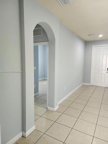 17005 SW 96th St main, Miami, FL 33196