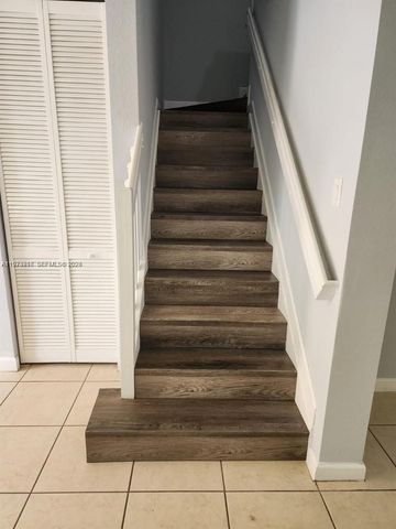 17005 SW 96th St main, Miami, FL 33196